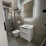 Matea Pool House 公寓 扎达尔