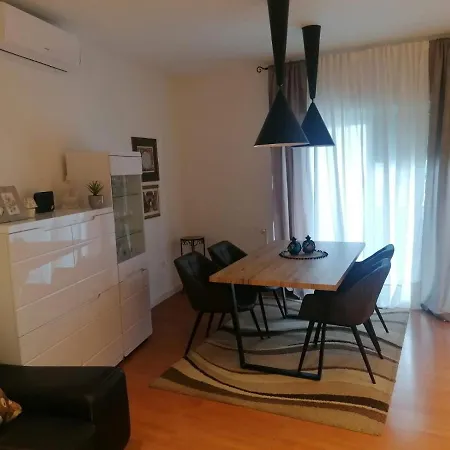 Apartman Pino *