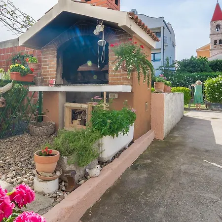 Pino Apartment