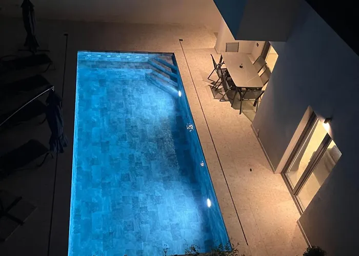 Matea Pool House * Zadar