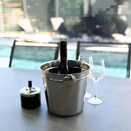 Matea Pool House * Zadar