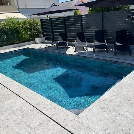 Matea Pool House Appartement